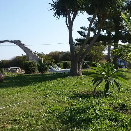 Eftihia Apartahotel 2*