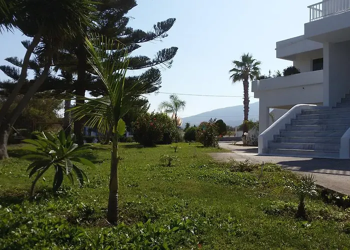 Eftihia מלון דירות